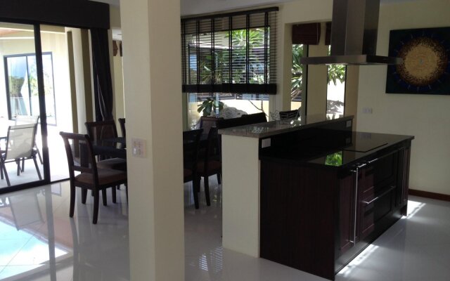 Sunny Banks Villa