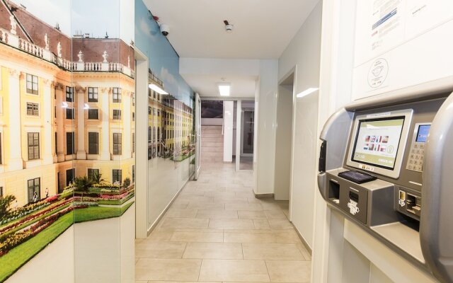 Smart Nano Living – Wien Hauptbahnhof - self check-in
