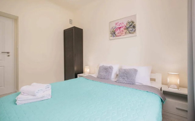 Miodowa Old Town Apartment