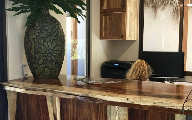 Ten North Tamarindo Beach Hotel
