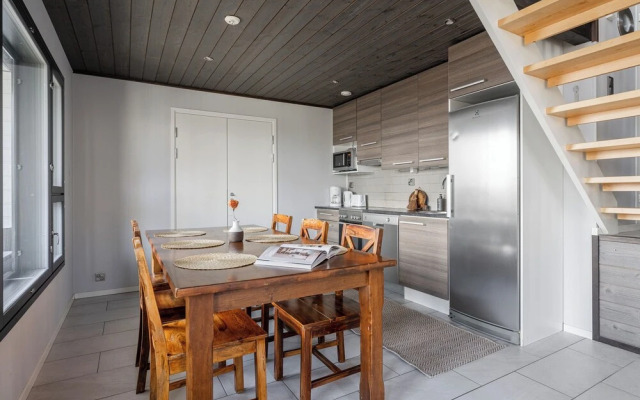 Spacious 2BR Cabin at Riihivuori Peak