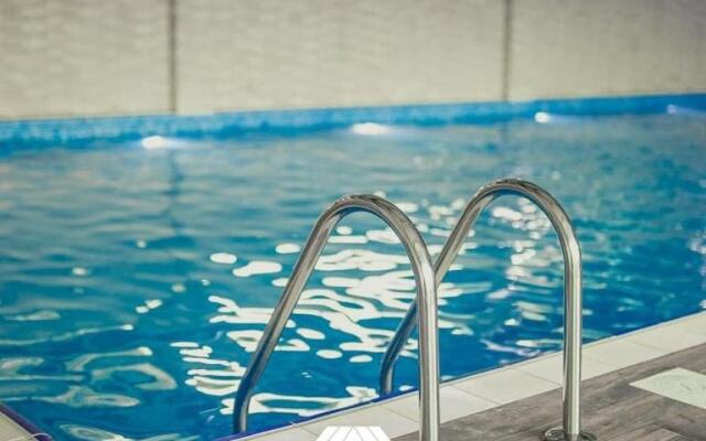 Hotel Crystal Residence R413