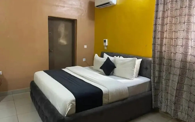 The Harmony Oasis Hotel and Suites