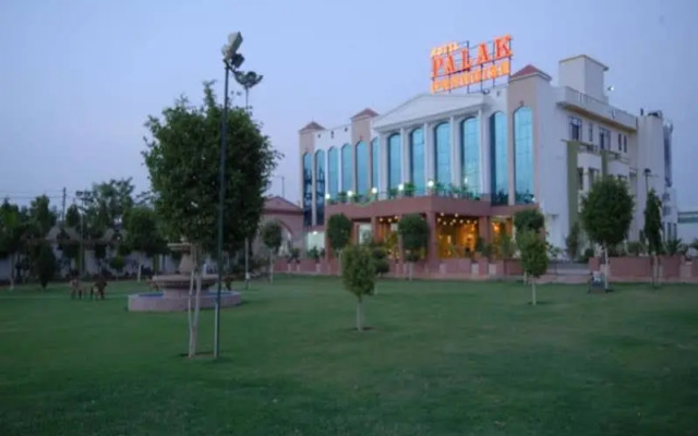 Hotel Palak Paradise