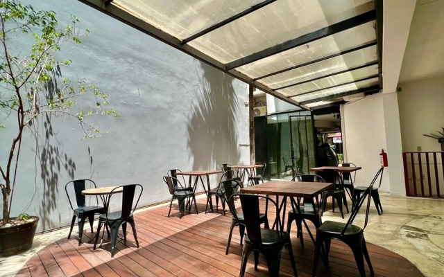 Aruma Hotel