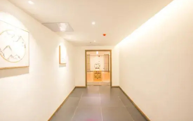Wanshu Meijing Hotel