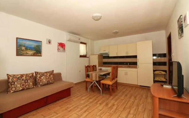 Slađa - 150 m From Beach - A1