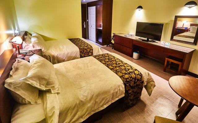 Serenti Hotel