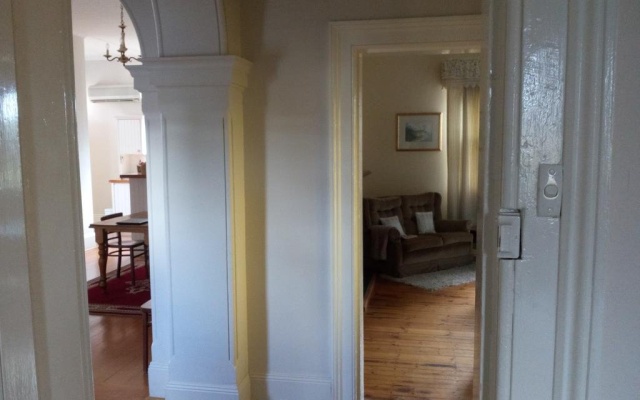 St Arnaud Old Post Office Apartments – Guest Rooms – St. Arnaud