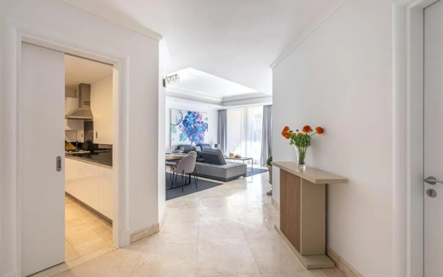 HiGuests - Luxurious 1BR in Palms with Private Beach Access - Hotel in ดูไบ - Photo 4