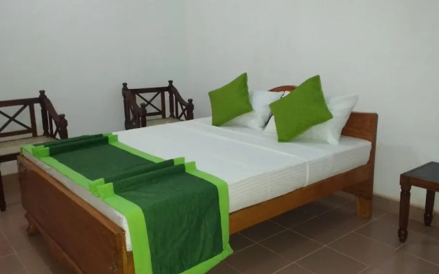 Serendib Garden Resort - Hostel