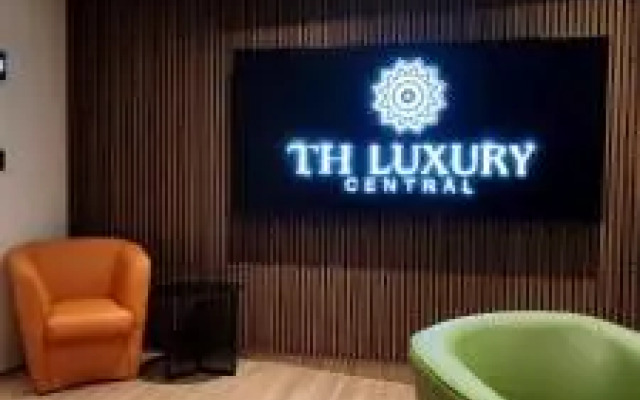 Th Luxury Central