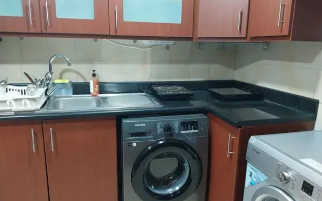 Urban Panda Hostel JBR Dubai