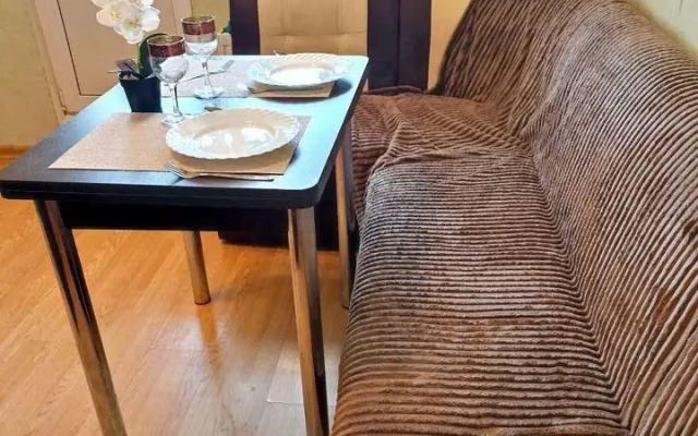 Apartments on Kuryzhova street 19k2