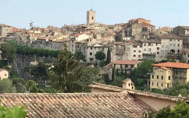 Studio In Vence With Wonderful City View Private Pool Enclosed Garden 8 Km From The Beach