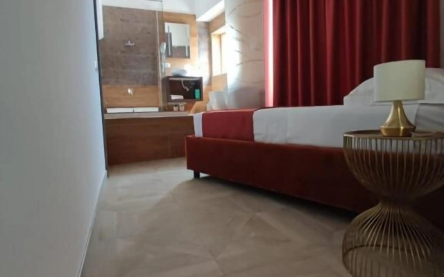 Twin Towers Naples Luxury