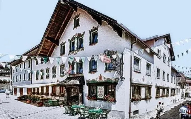 Hotel- und Brauereigasthof Hirsch