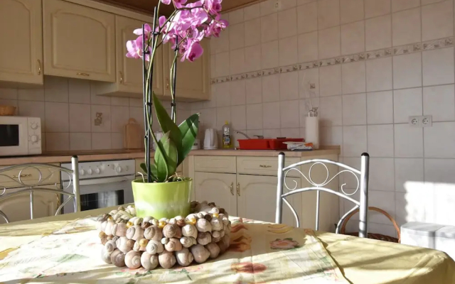 Rustic Escape in Kropelin