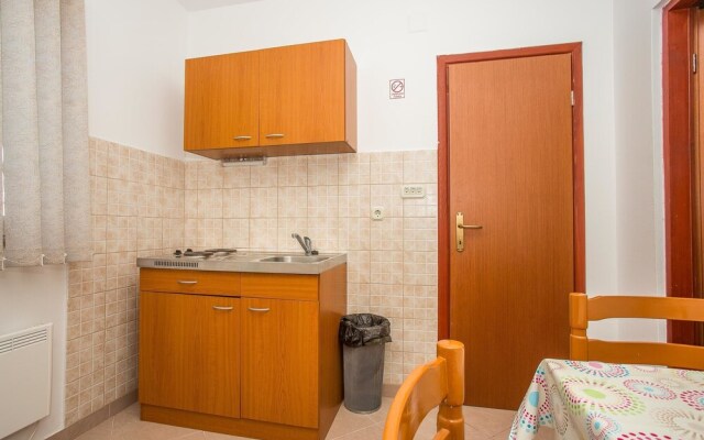 Apartments Biondić / One Bedroom A2+1 D