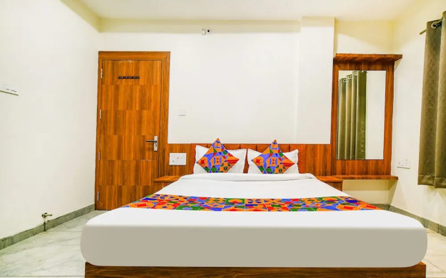 FabHotel Shree Nakoda Paradise