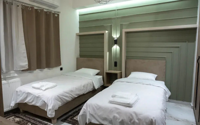Aurora Breeze Trikala Town