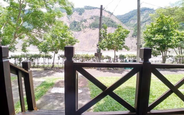 Fangchen Hot Spring Resort