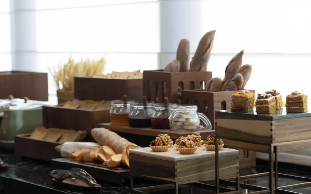 Wanda Moments Urumqi Railway Station