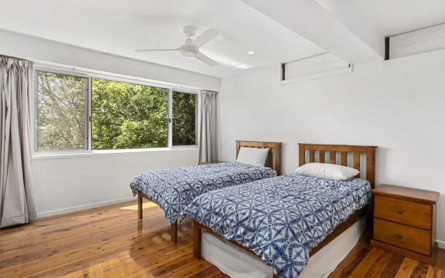8 Yarrong Road