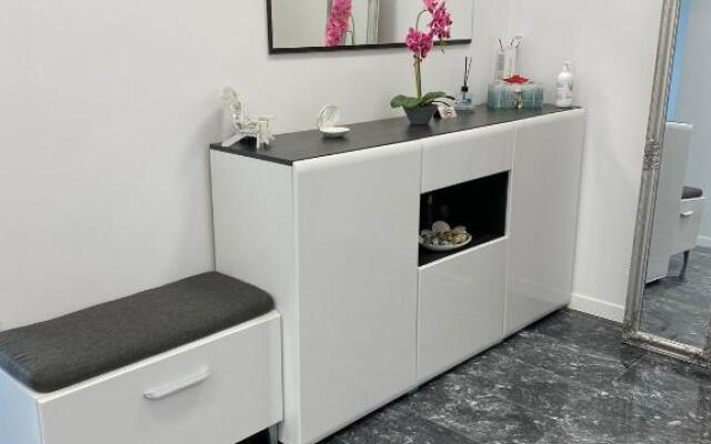 Beach Land Apartments 4