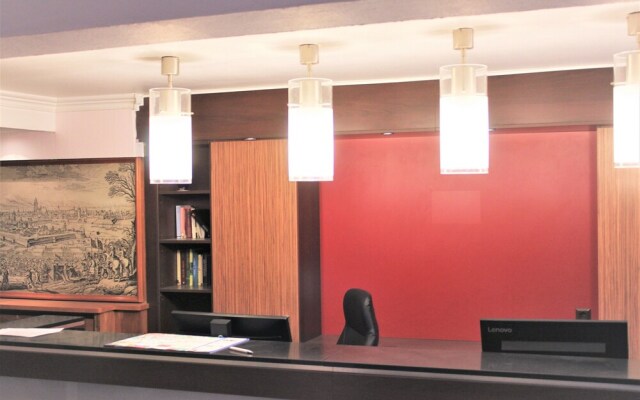 FrankAir Star Hotel Frankfurt City