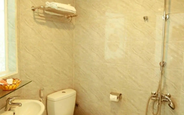 Xuan Hung Hotel