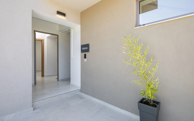 Theo Luxury Villas With Sea View