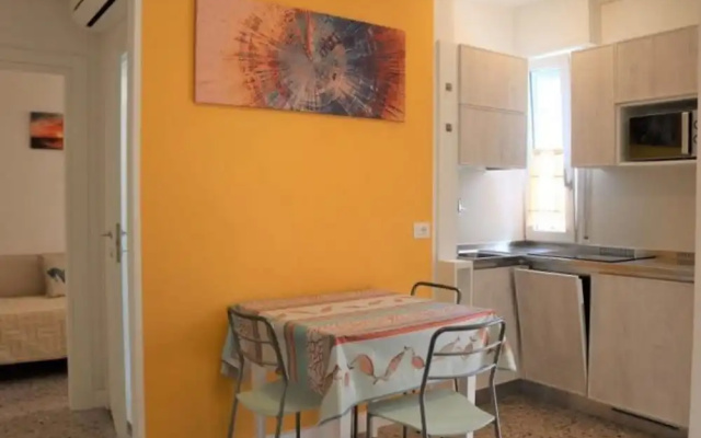 Sunny Apartment Near the Beach