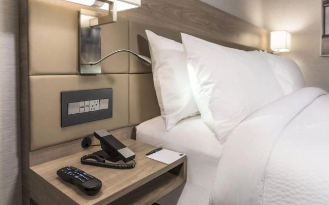 AC Hotel by Marriott Boston North