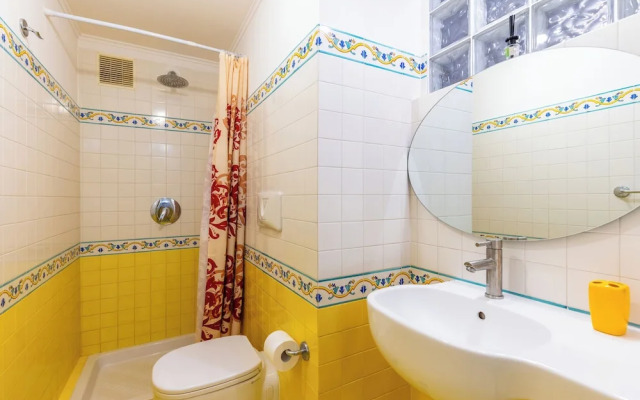 Santa Chiara Charming House With Terrace at Historical Center