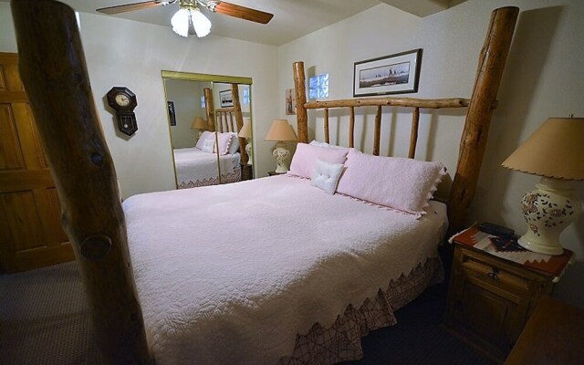 Ruidoso Three-bedroom