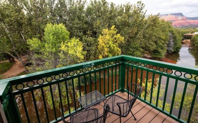 The Inn Above Oak Creek