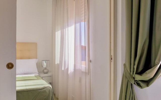 Residence with pool in Marina di Cecina