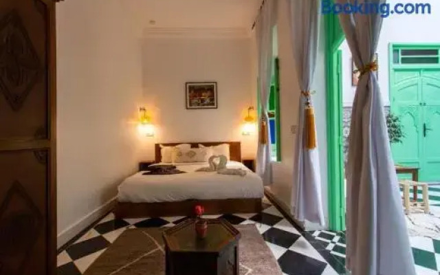 Riad Rose Meryam
