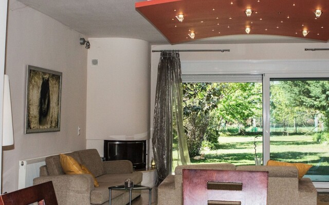 This wonderful 300m2 house in Gefira Thessaloniki...