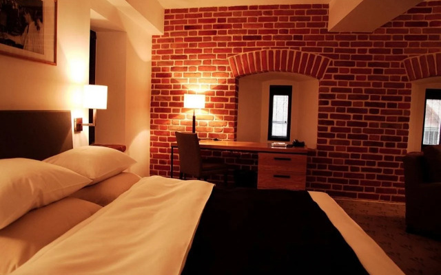 Great Polonia The Granary La Suite Hotel