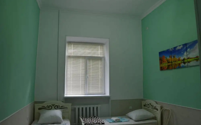 Mini Hotel Uyut on Prospekt Putina 8