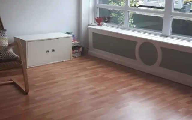 Charming 2 Bedroom Apartment in East London