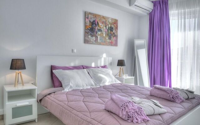 Downtown Glyfada Smart Apartment