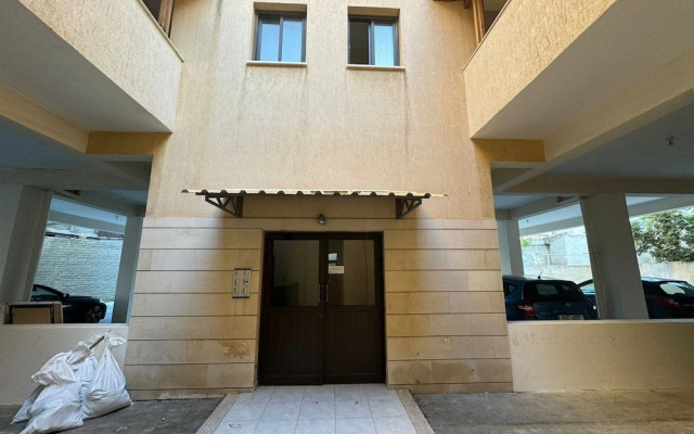 Ani's Studio With Terrace in Larnaca