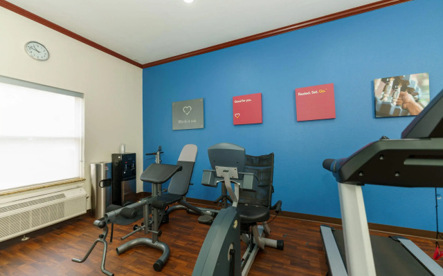 Comfort Suites University Drive