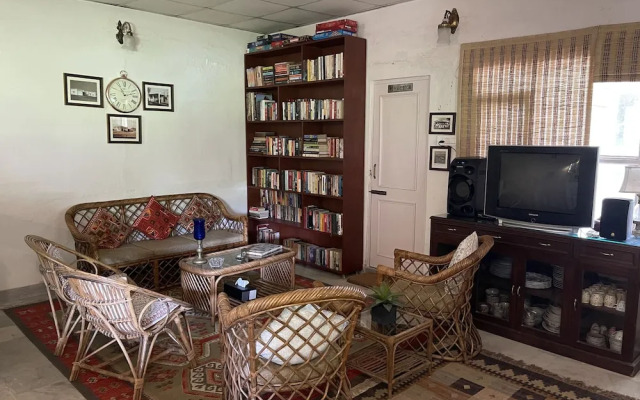 Tree of Life Dak Bungalow, Dera Bassi