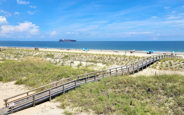 Desoto Beach Club 201