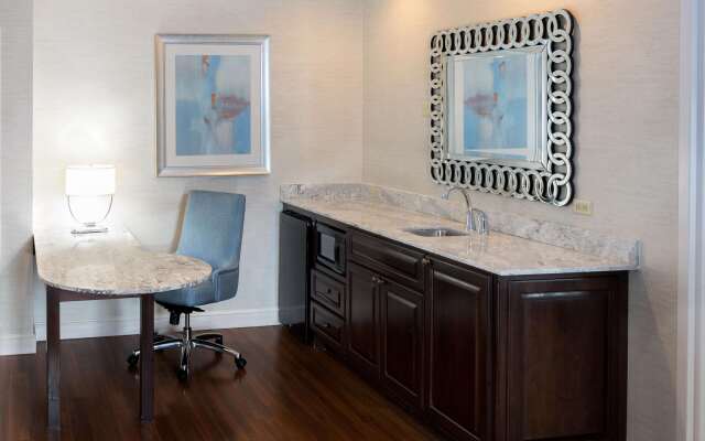 Hampton Inn & Suites Charlotte/South Park at Phillips Place