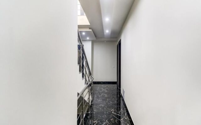 FabHotel Growvid Inn